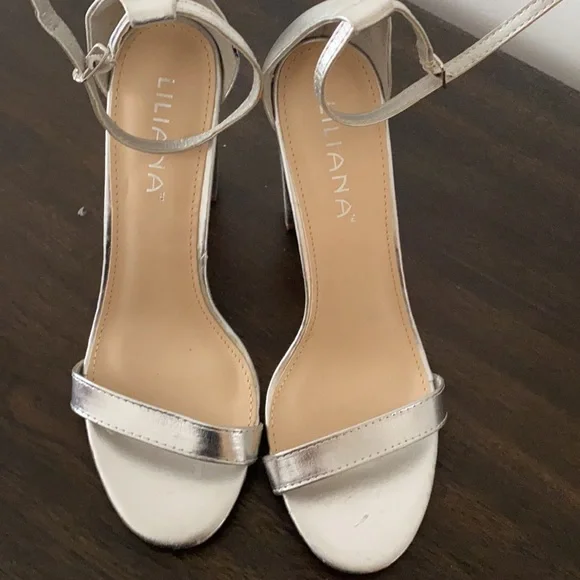 Cinderella - Picture 2 of 2